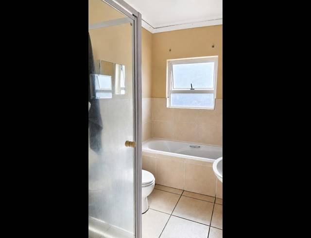 2 BEDROOM APARTMENT FOR SALE IN PARKLANDS